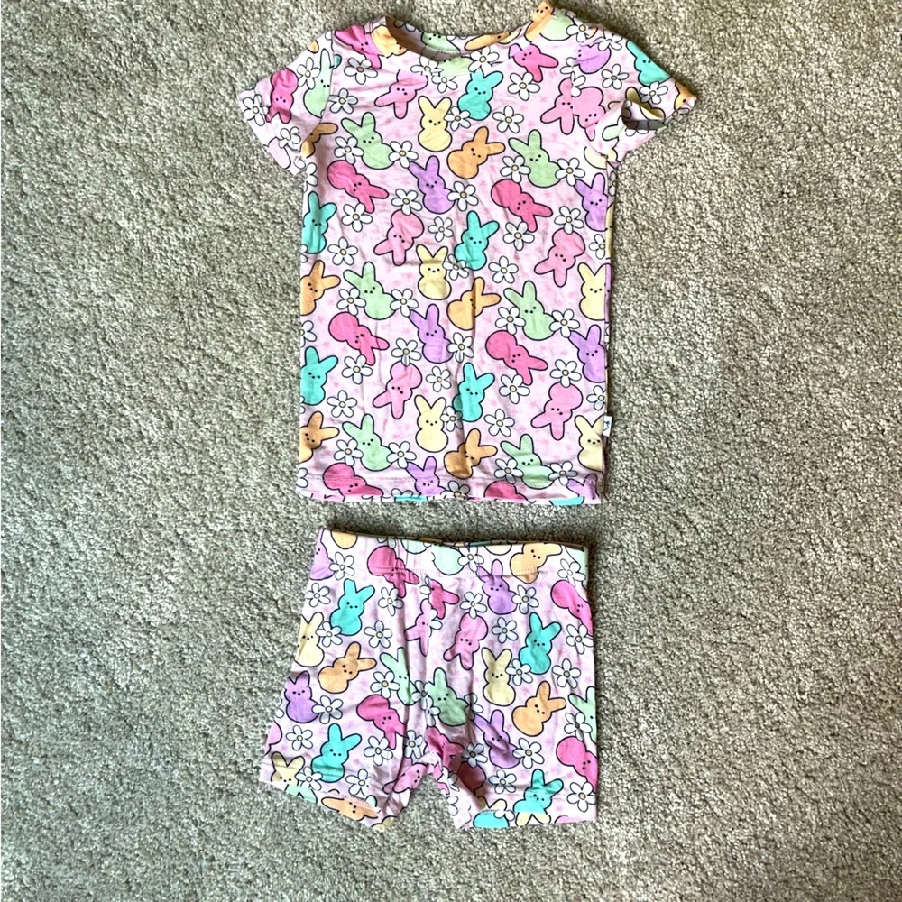 Dream Big Little Co Peeps Short Sleeve Pajama Set | EUC